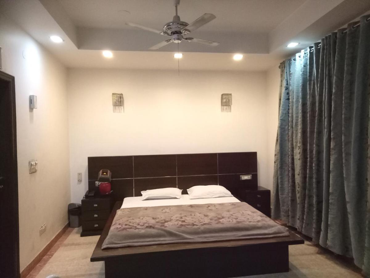 Hotel Livia Residency New Delhi Exterior photo